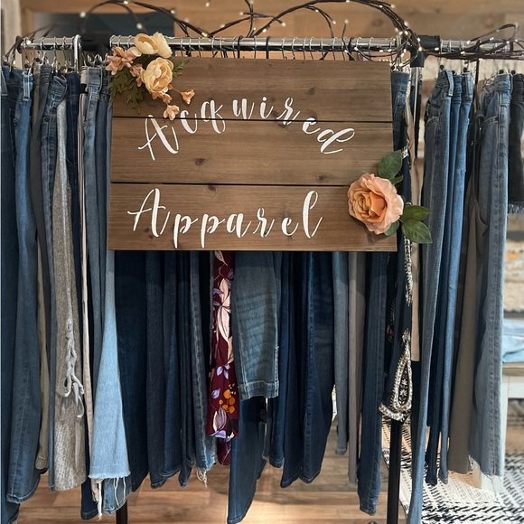 Meet your Posher, Shelby - Picture 1 of 1